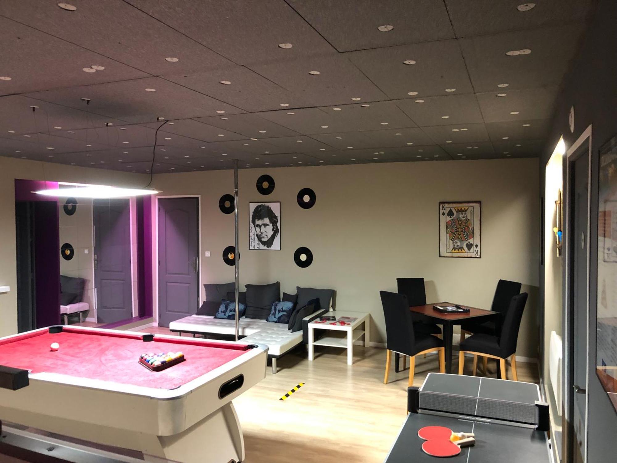L'Alcove Du 510 - Spa - Chambre Romantique - Sauna - Salle De Jeux 몽토방 외부 사진